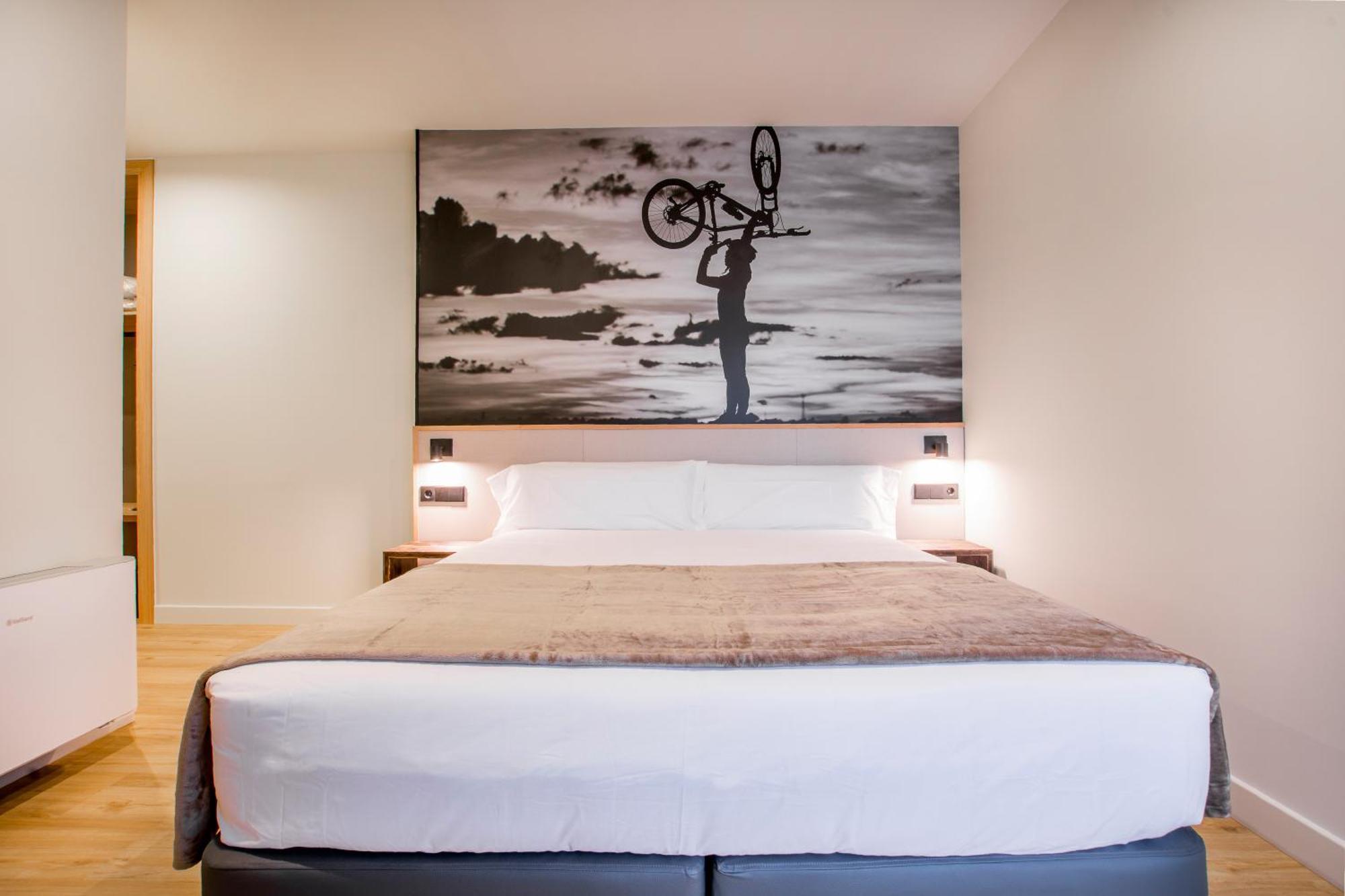 Hotel Llívia Kültér fotó